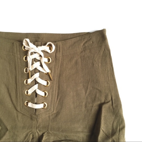 "Davna" Olive Linen Lace-Up High-waisted Shorts, M - Picture 4 of 6
